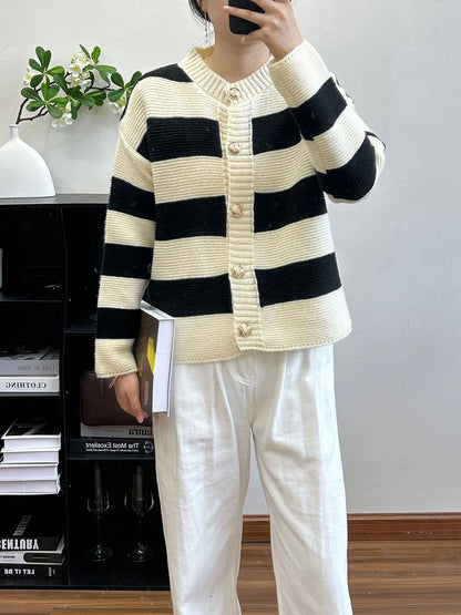 Loose Temperament Versatile Sweater Jacket