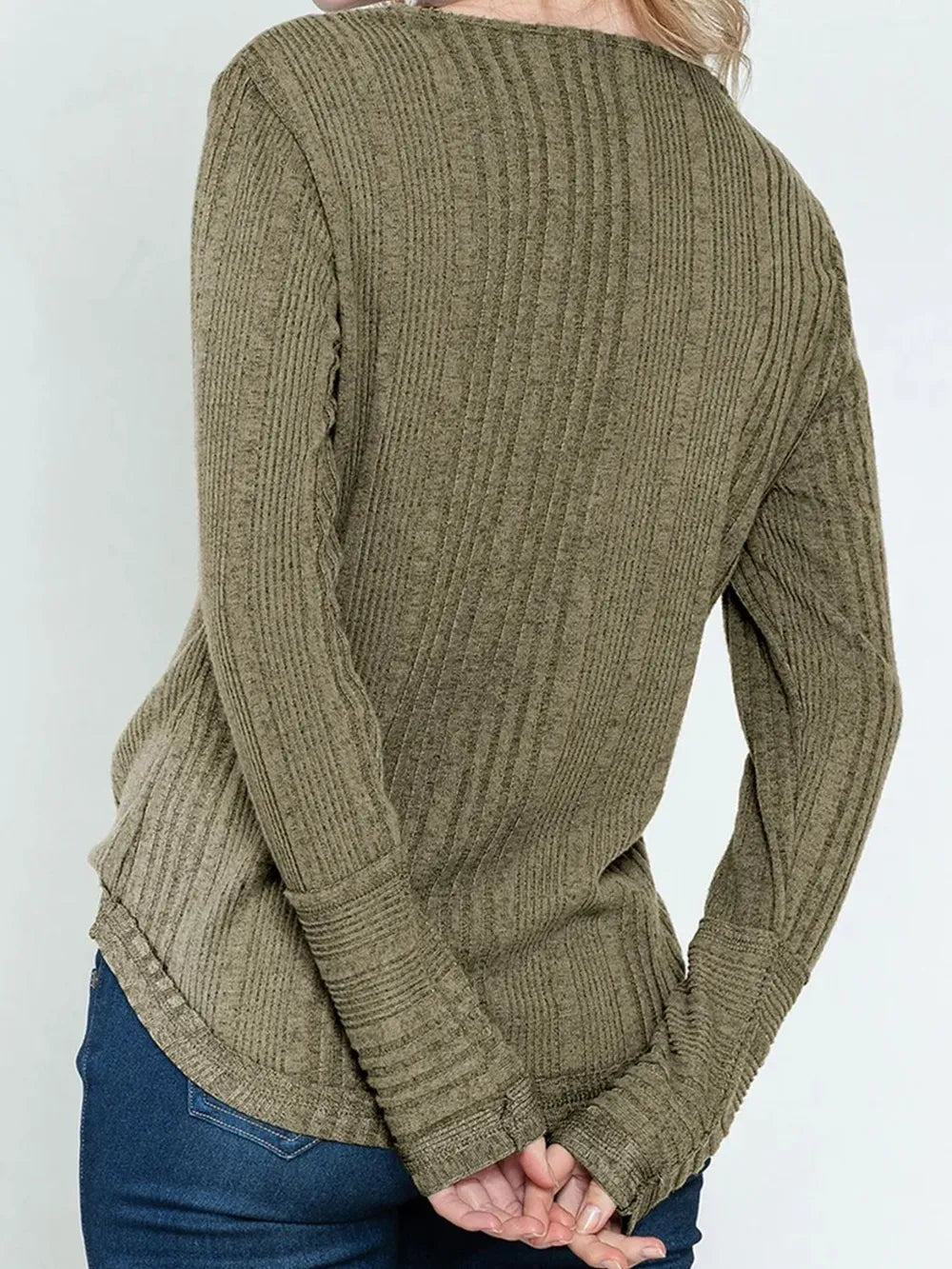 V-neck button loose long sleeved T-shirt top